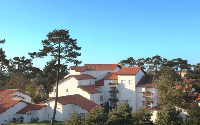 Inviting Apartment With Balcony