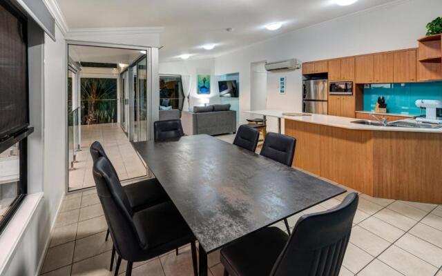 Oasis Apartments