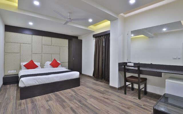 Capital O 41581 Hiriz Hotel
