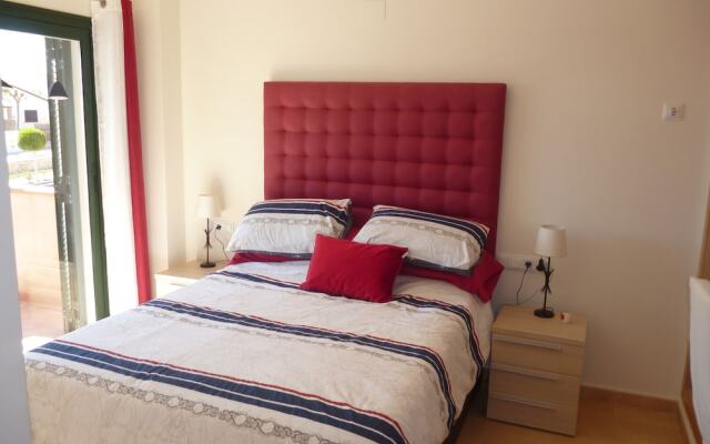 Ona Hacienda del Alamo Apartments