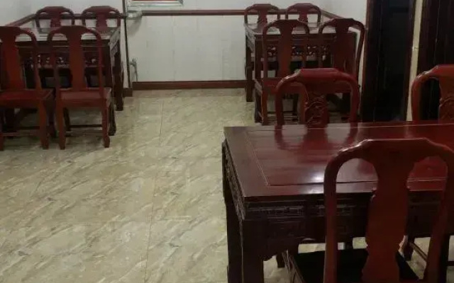 Jingyuan Qinhuang Business Hotel