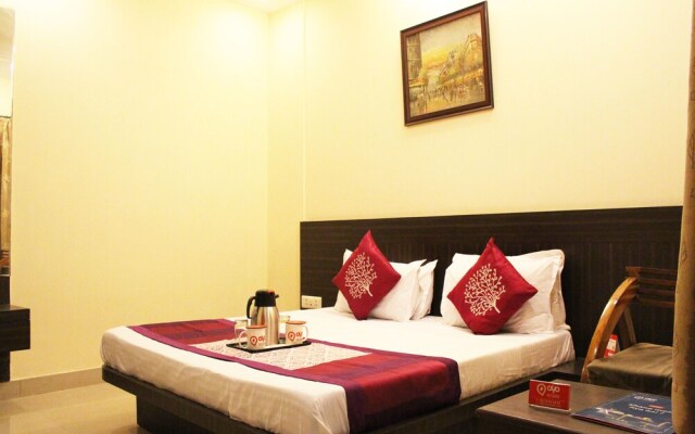 OYO 2839 Hotel Ganga Palace