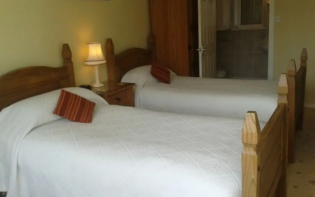 Groeslon Ty Mawr B&B