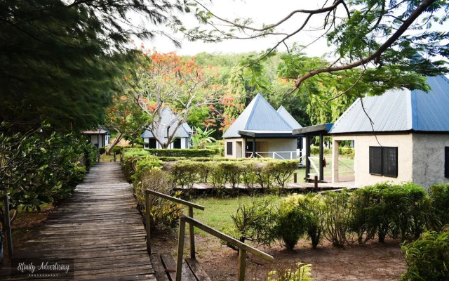 Coralview Island Resort