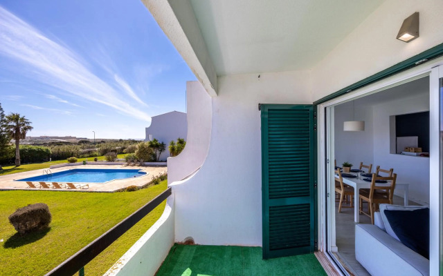 Apartment Julio Pomar, swimming pool