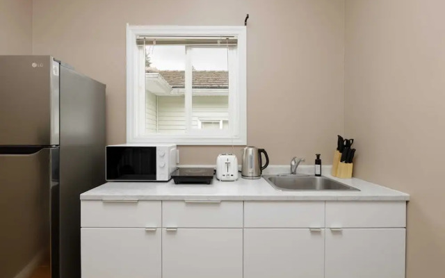 4665 Canadaway - Unit 4