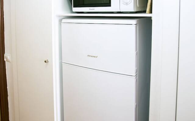 Rainbow & Pool Apartment