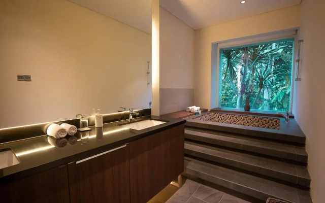 K Gallery Hotel