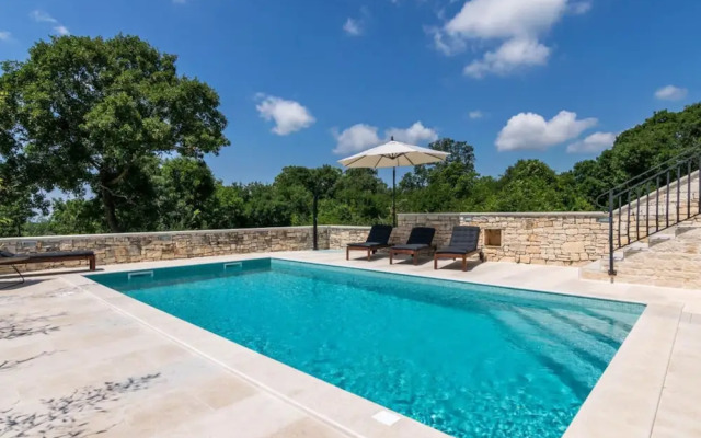 Villa Irma Comfortable Holiday Residence