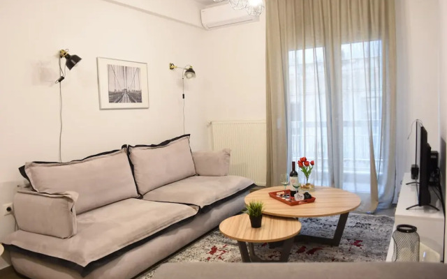 Heliconia Deluxe Apt Must
