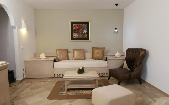 Shell Beach Hotel & Spa