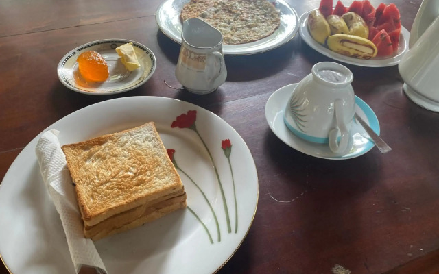 Yoho Talalla Ocean Beach Resort