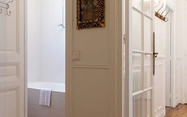White Sacr I Beautiful 2-bedroom in Montmartre