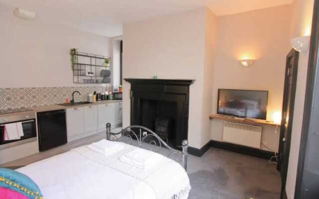 Central Bristol Bohemian Studio