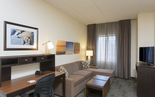 Staybridge Suites Chicago-Oakbrook Terrace by IHG