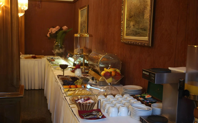 Grand Hotel & Spa Tirana