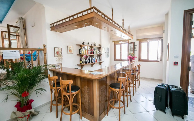 Aeolos Hotel