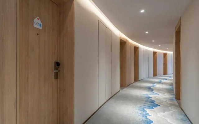 Holiday Inn Express Dalian Golden Pebble Beach