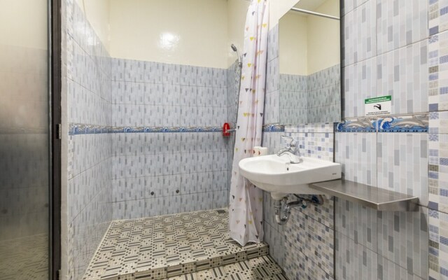 Art 2stay Hotel by Reddoorz