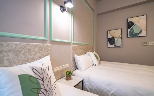 Otis Inn (Certificate No.: 2531, 2541, 2555, 2556)