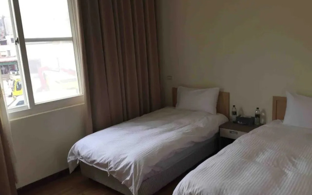 Old Harbour Hostel