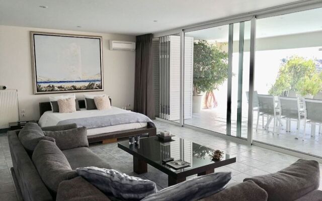 Elaia Luxury Residences