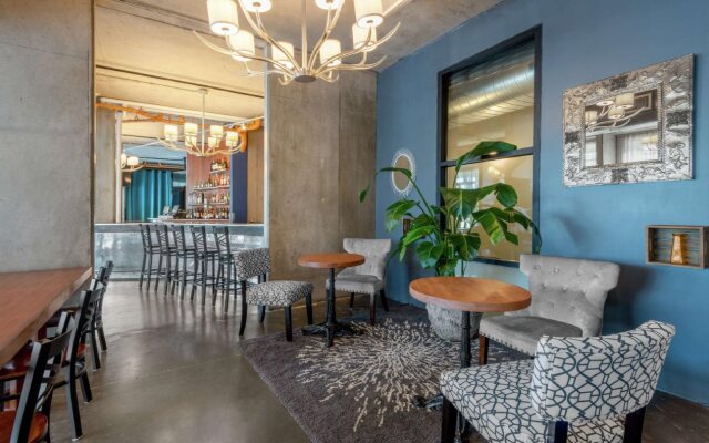 NYLO Dallas Plano Hotel, Tapestry Collection by Hilton