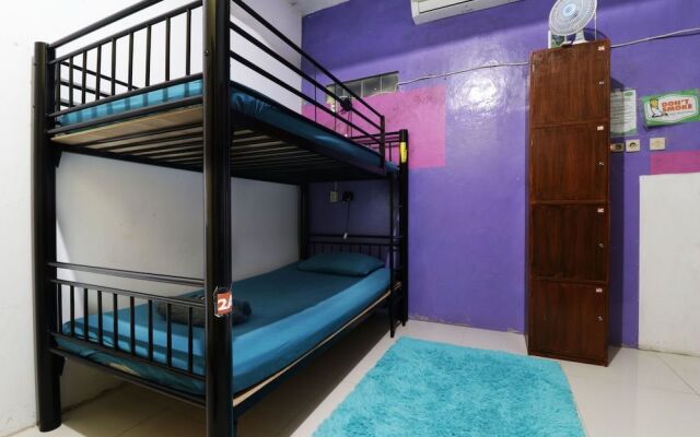 Simplycity Hostel Syariah