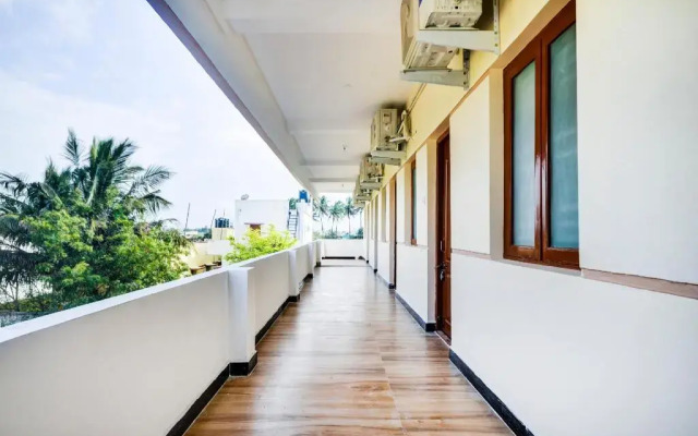 Aruthraa Residency by OYO Rooms