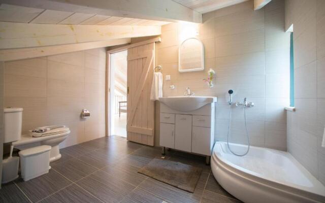 Villa Cretan View with Heated Swimming Pool