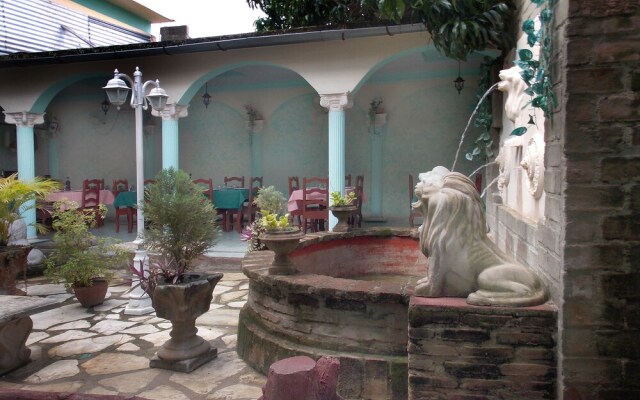 Hostal Italia