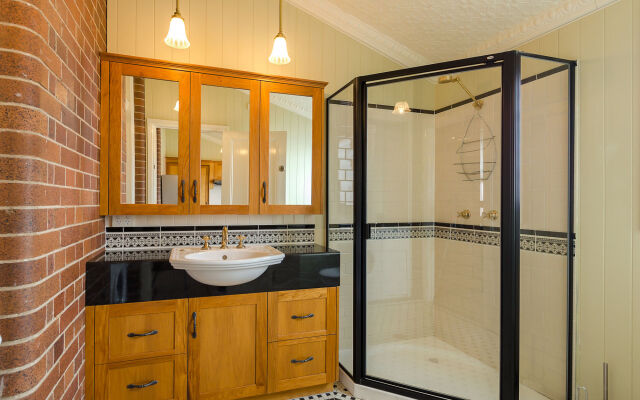 Criterion Hotel Warwick