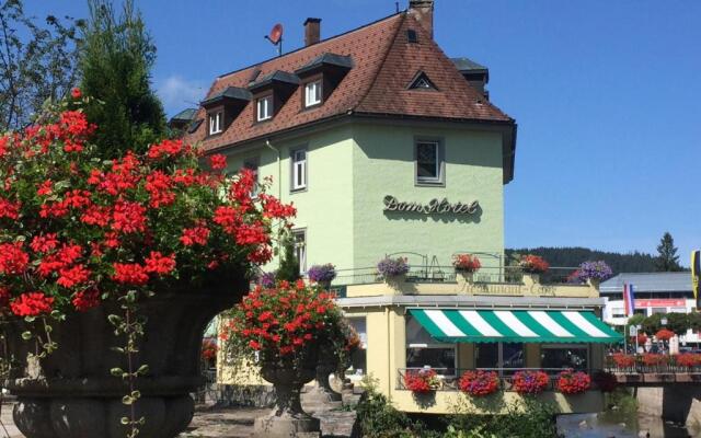 Dom Hotel