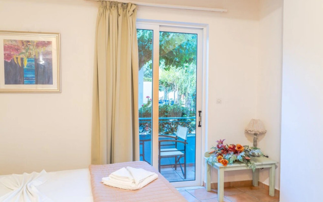 Melina Beach Hotel