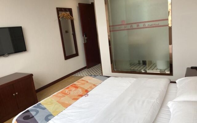 Shell Shanghai Jinshan Zhangyan Town Songjin Highw