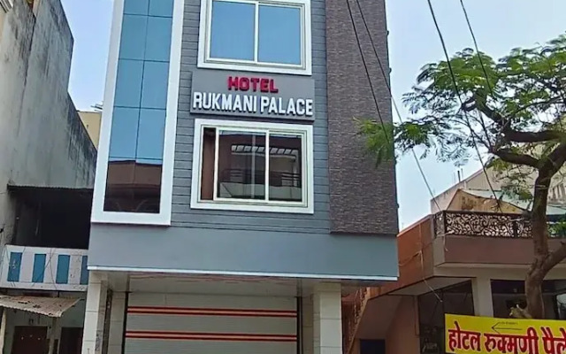 Hotel Rukmani Palace