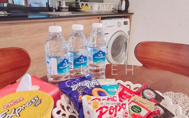 PUTEH Timurbay Beachfront Private Suite Kuantan