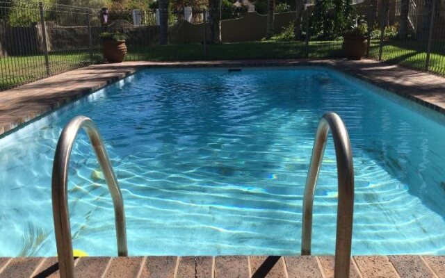 Upington Manor