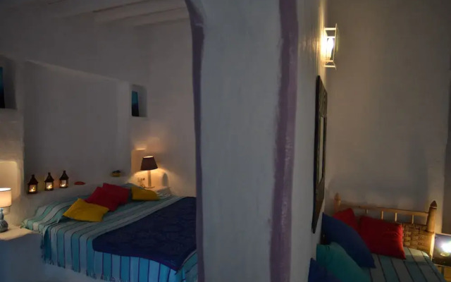 Charming Mediterranean House Surrounded by a Natural Oasis