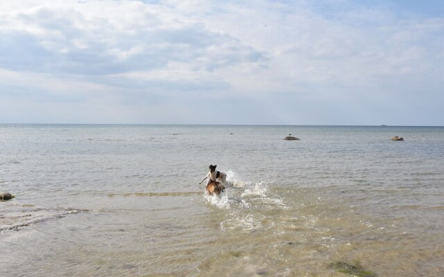 Peaceful holiday home in Niendorf with garden seating and parking