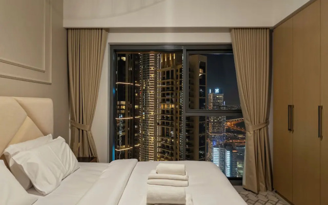 Panoramic Burj Khalifa View by Propigo