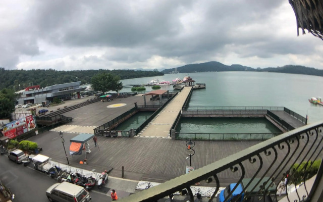 Ming Yue Hu Lakeview BnB