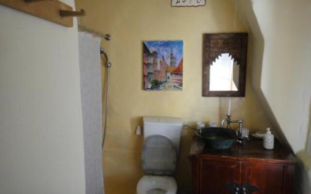 Dominic Boutique Tamplarilor