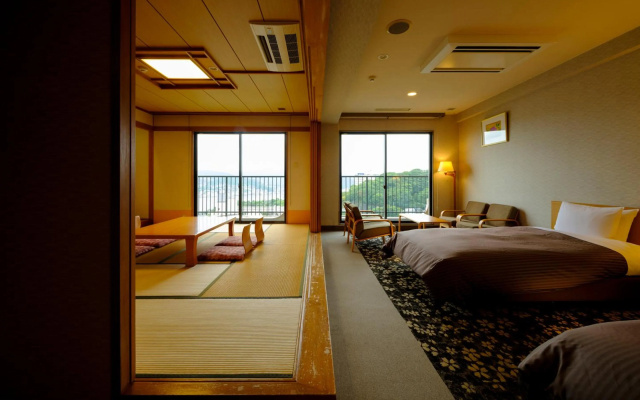 Inasayama Kanko Hotel – Guest Rooms – Nagasaki
