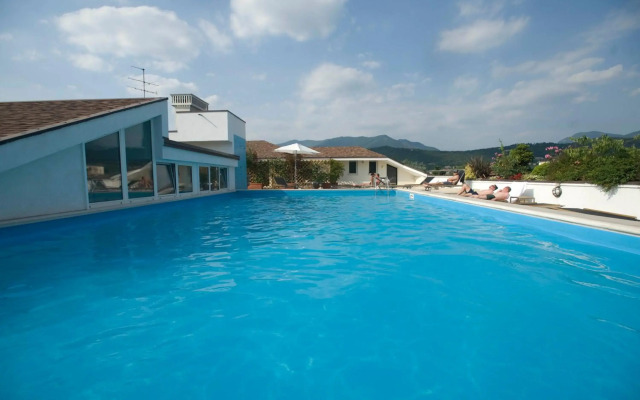 Regal Hotel