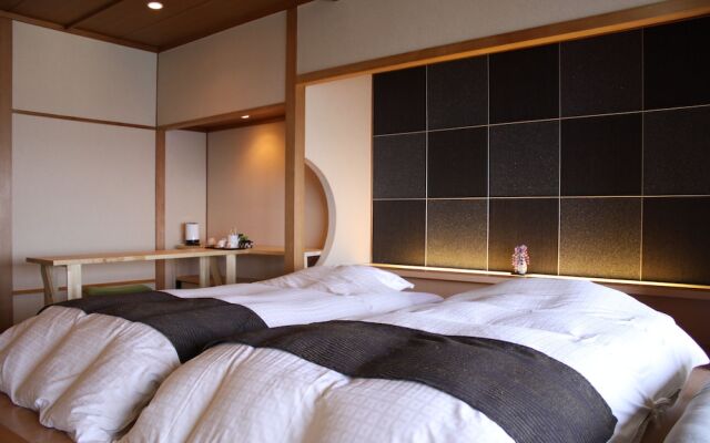 Himeyado Hanakazashi (Women-Only Ryokan)