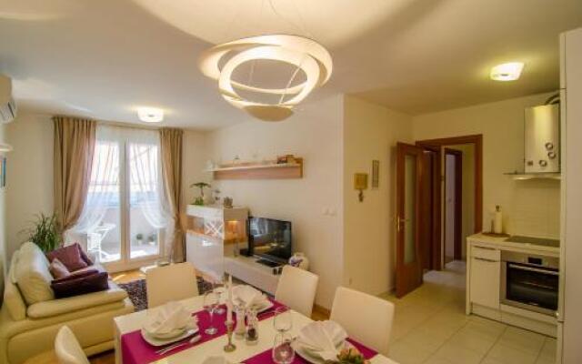 Harmony Apartment