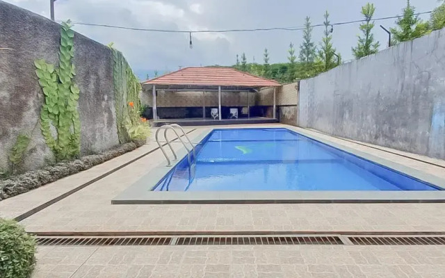 Hotel Sri Indravati RedPartner