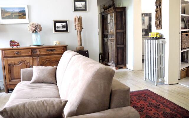 Apartment With 2 Bedrooms in Saumur, With Wonderful City View and Wifi