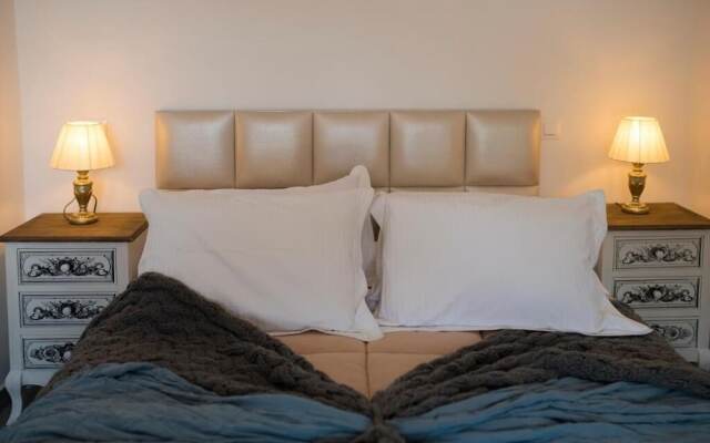 Rose Suites